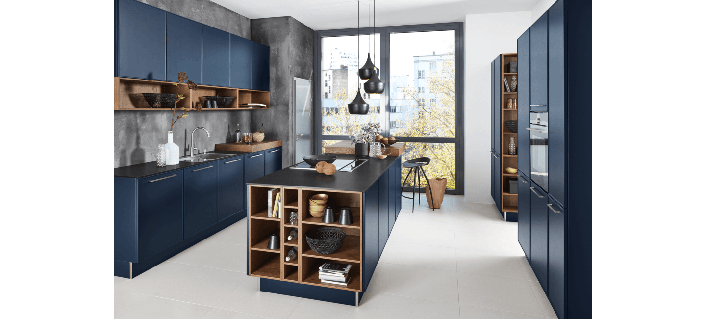 Moderne keuken met eiland Nolte donkerblauw Budgetplan